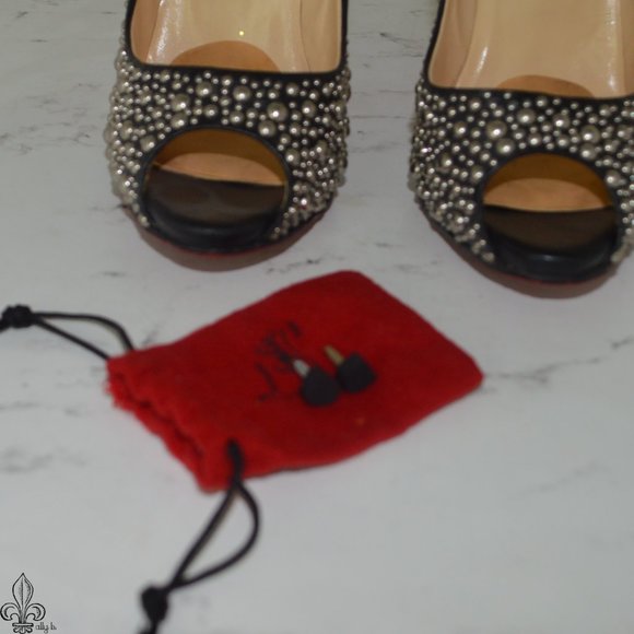 ❤Christian Louboutin Metal Studded Heels❤ - Picture 10 of 16